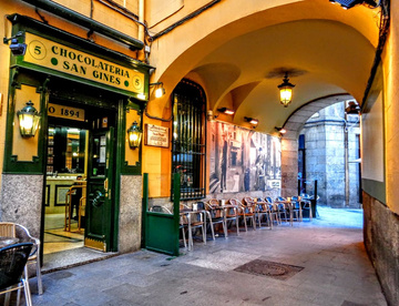 Fachada da Chocolatería San Ginés, em Madri
